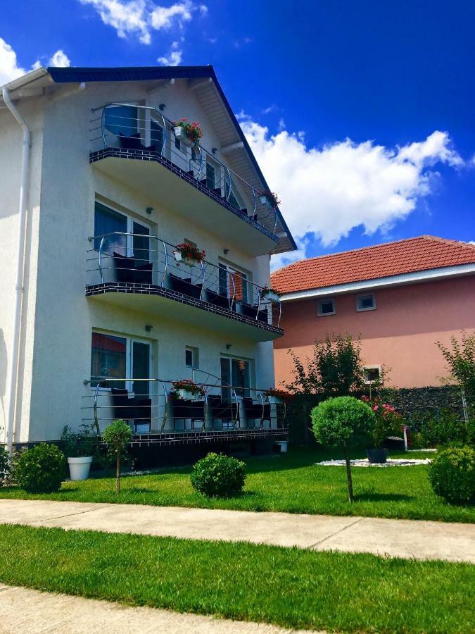 Vila Mosel Două Mai Esterno foto
